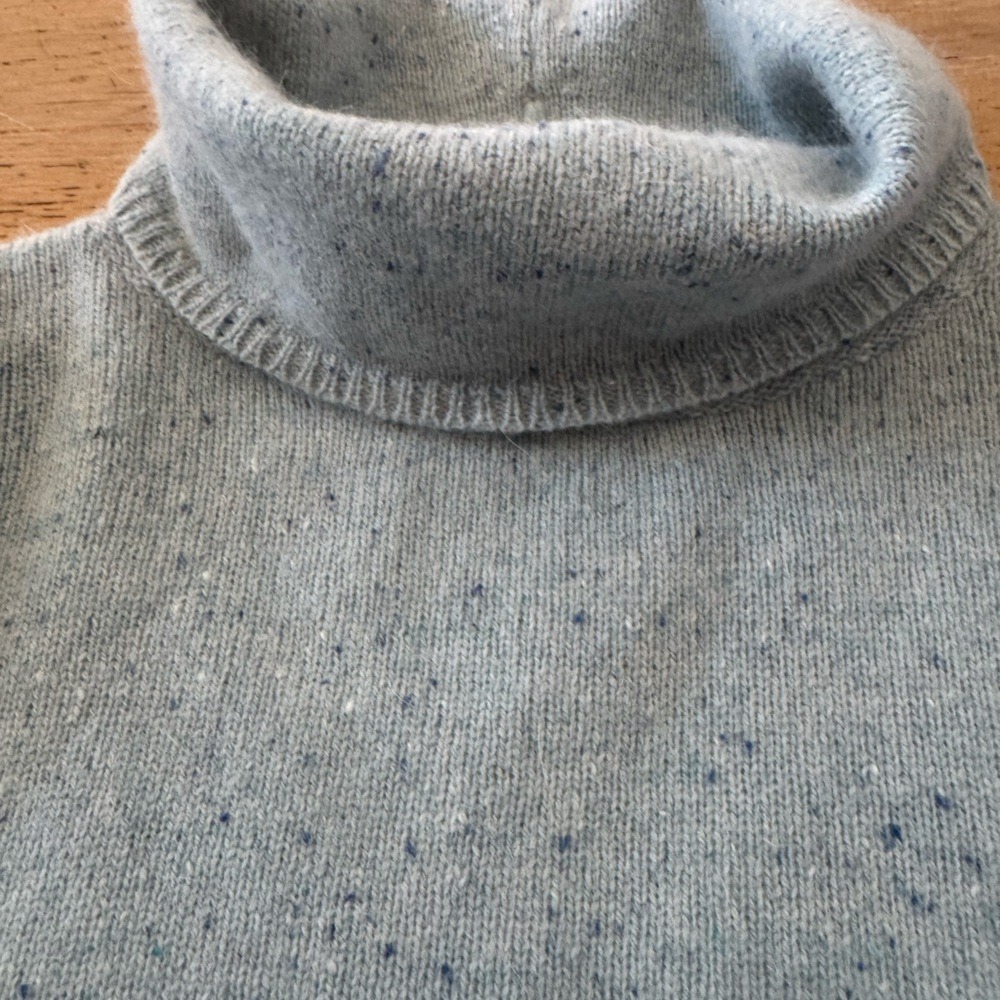LL‎ Bean Merino Wool Angora Turtleneck Sweater Blue Marl Size S S-REG (1279)